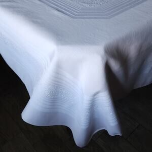 Vtg Damask Jacquard Tablecloth Pale Pink Cotton Valentines Shabby Cutter 74x56